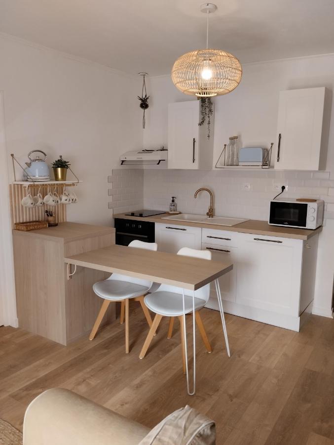Perle Rare, Appartement Paisible Et Cosy Lamballe Exteriör bild